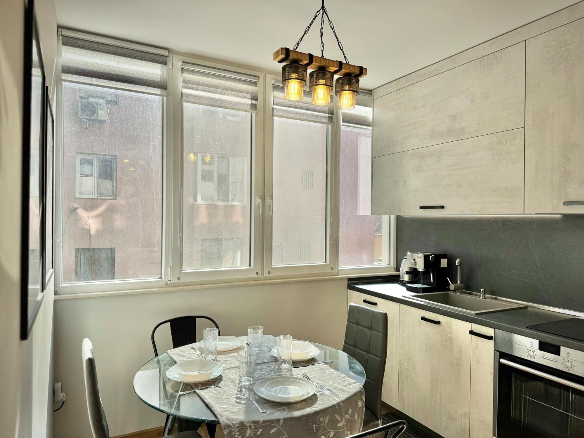 Top Centre 2Bed Apartment For 5 Guests 2 Minutes From High Street Plovdiv Exterior foto